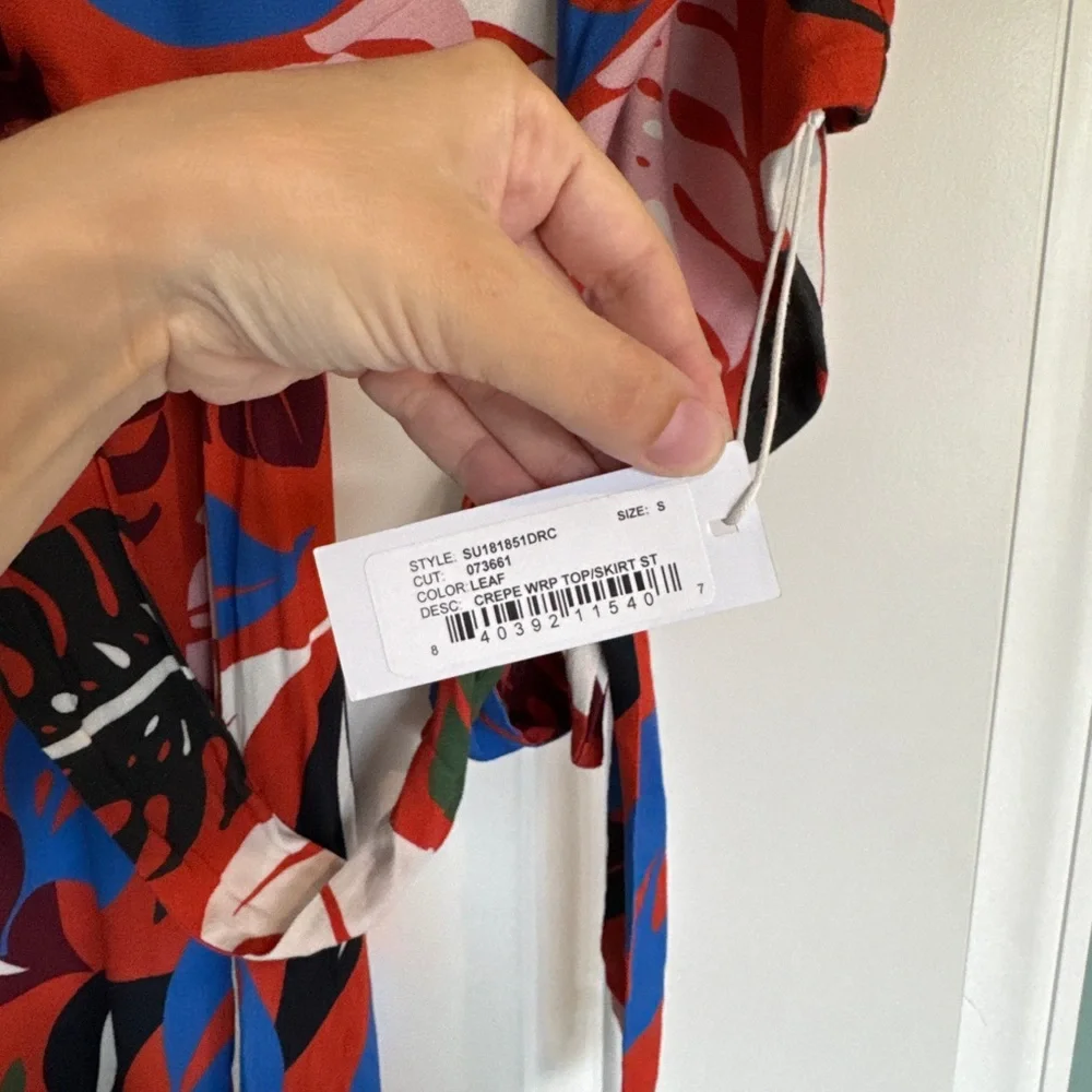 This Rachel Pally crepe skirt and top set - Picture 5 of 13